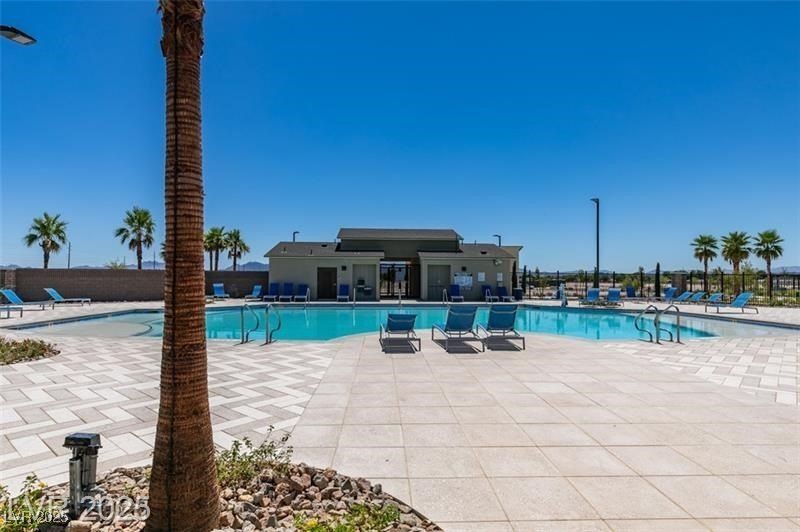 5609 Thunder Blue Avenue. Las Vegas, NV 89122