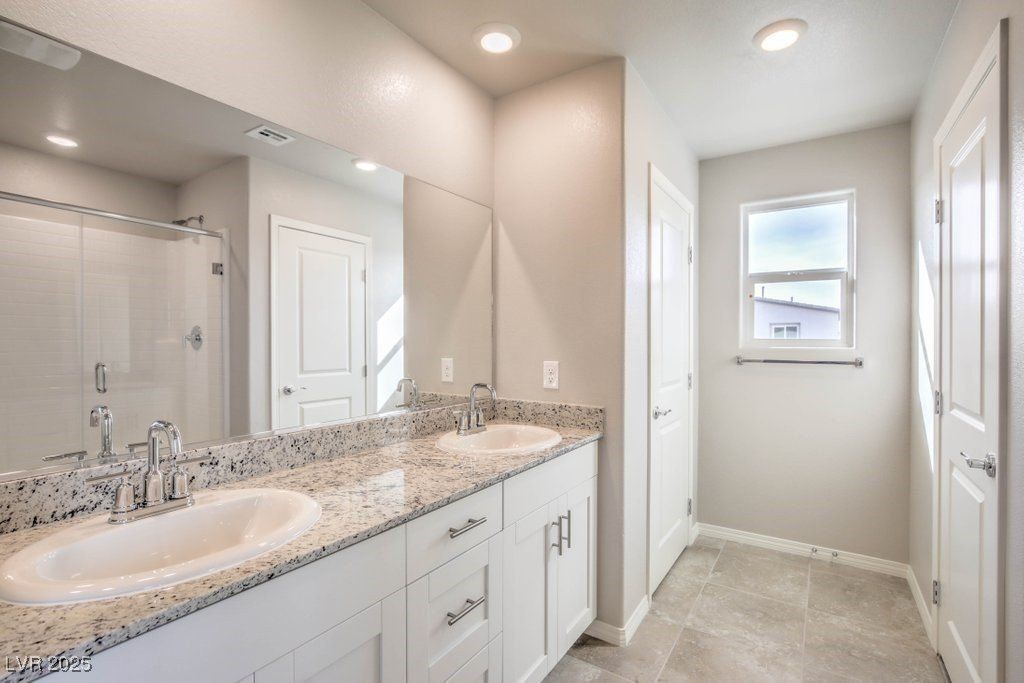 9388 Ava Hathaway Street. Las Vegas, NV 89141