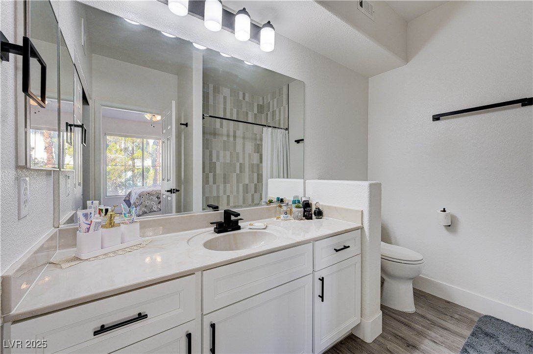 7135 S Durango Drive. Las Vegas, NV 89113