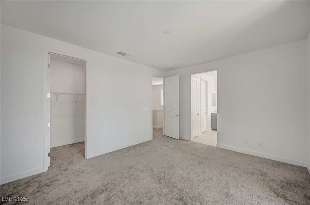 1534 Crowned Eagle Street. Las Vegas, NV 89138