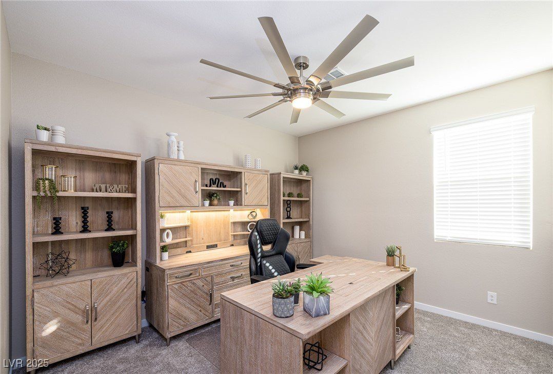 194 Viento Ridge Street. Henderson, NV 89012