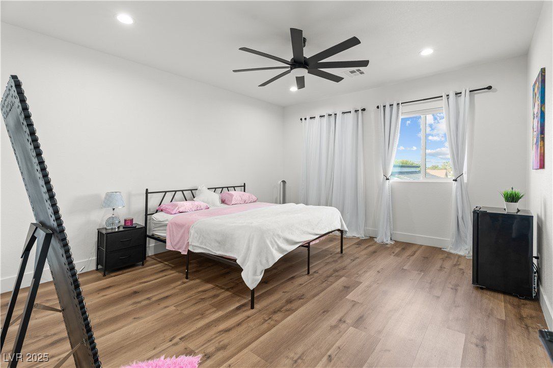 4035 Welter Avenue. Las Vegas, NV 89104