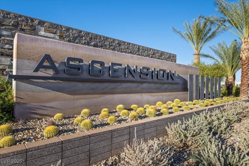 4829 Shady Ridge Drive. Las Vegas, NV 89135