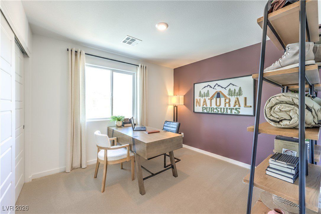 9371 Ava Hathaway Street. Las Vegas, NV 89178