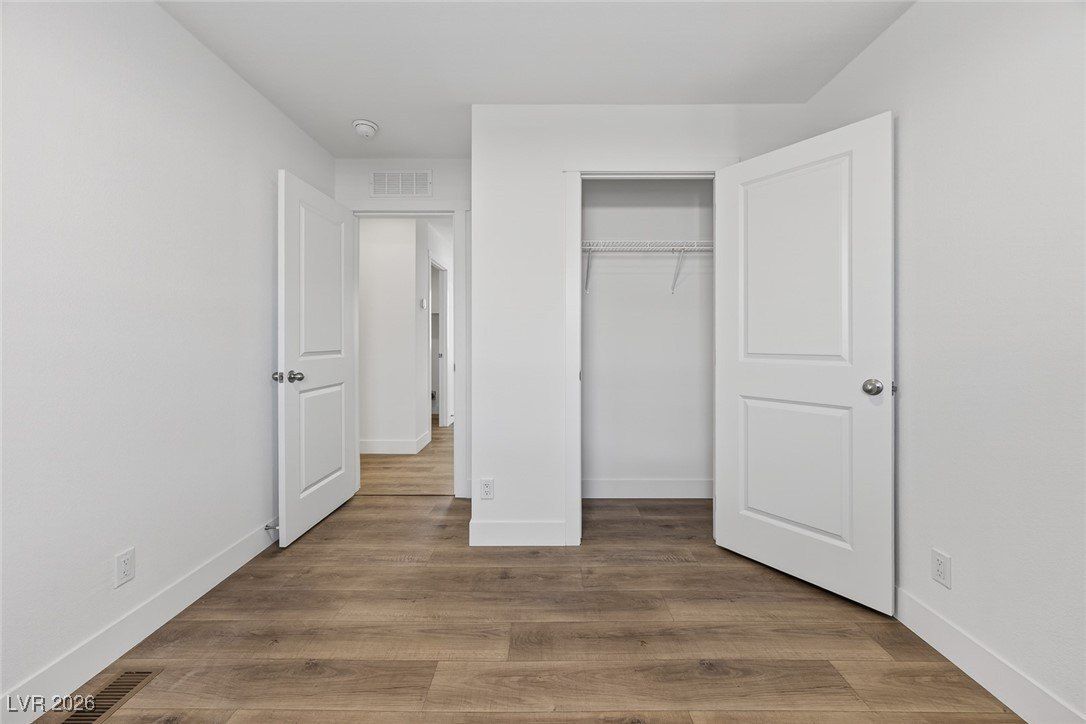 Jewel Cave Drive. Las Vegas, NV 89122