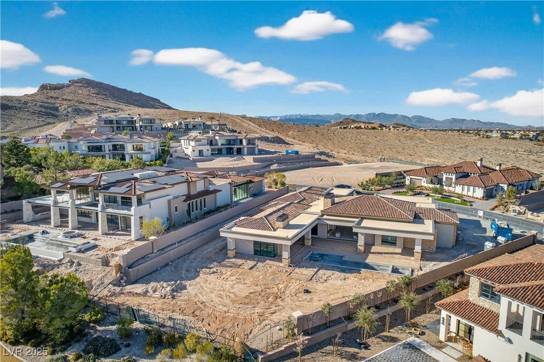 Olympia Canyon Way. Las Vegas, NV 89141