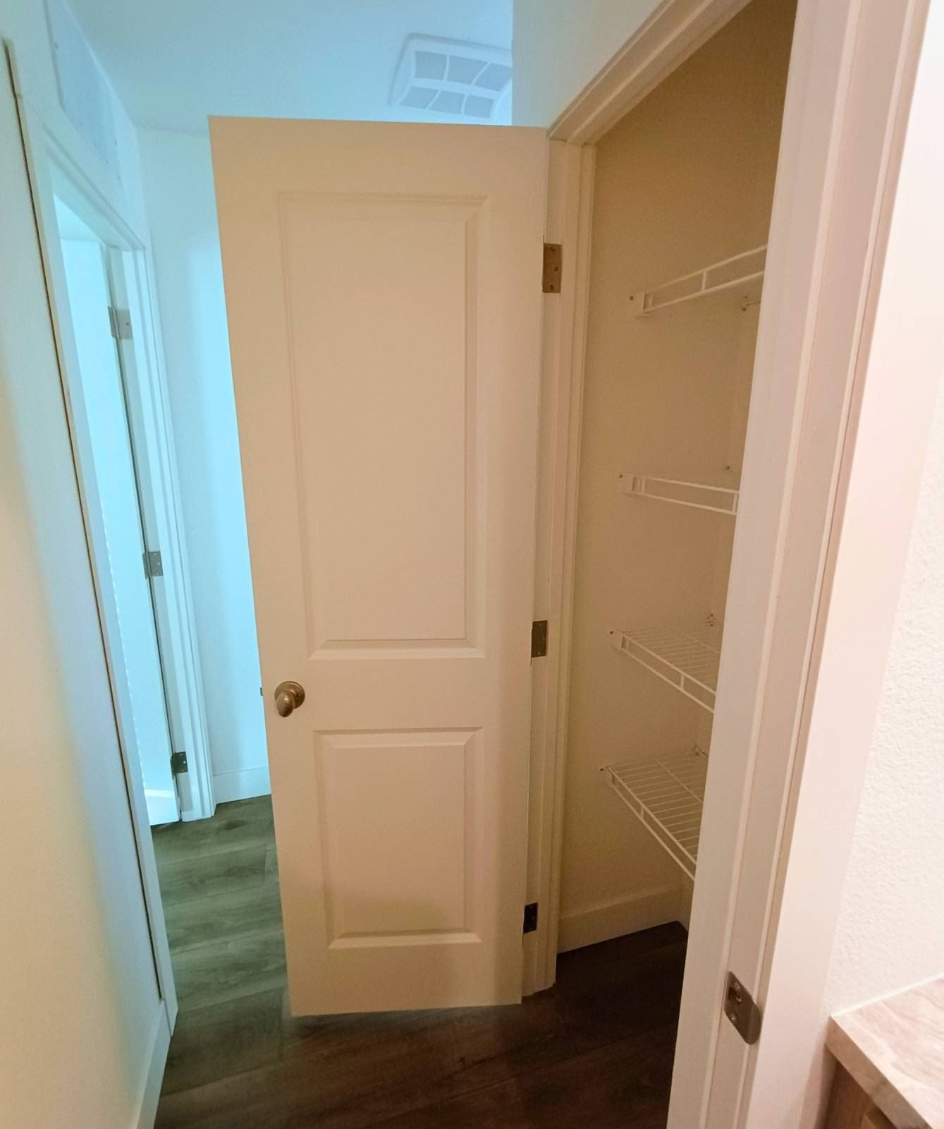 4388 E Lake Mead Blvd. Las Vegas, NV 89115