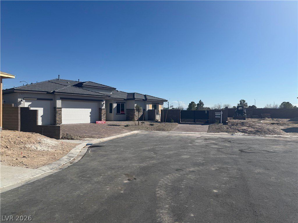 4860 Verde Mesa Court. Las Vegas, NV 89149