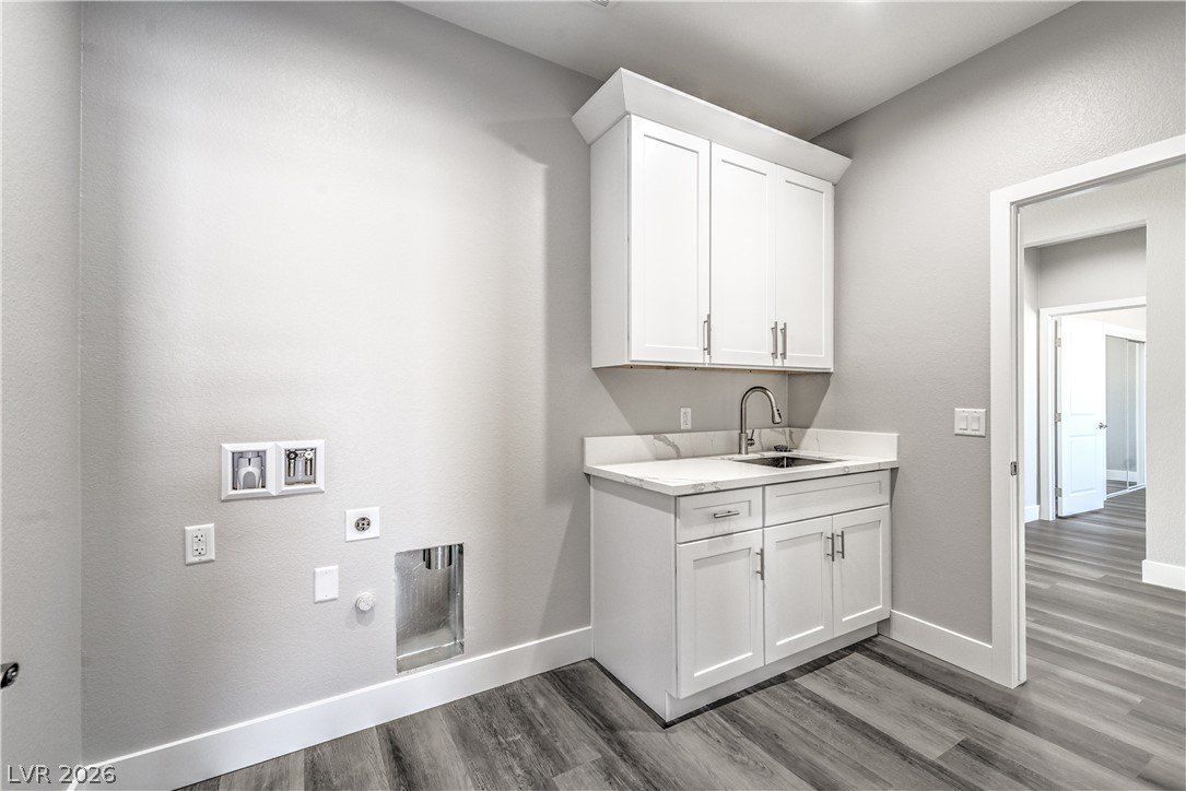 4641 Castlewood. Pahrump, NV 89061