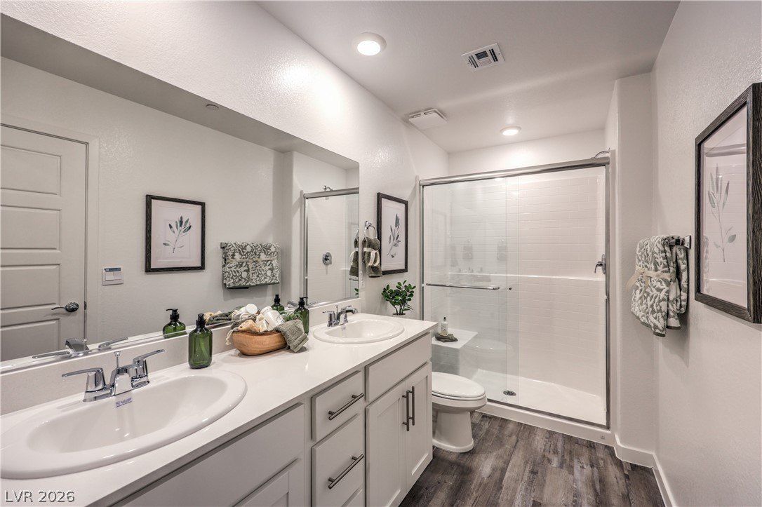 9869 Hidden Pass Avenue. Las Vegas, NV 89178