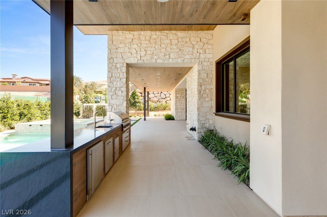73 Olympia Canyon Way. Las Vegas, NV 89141