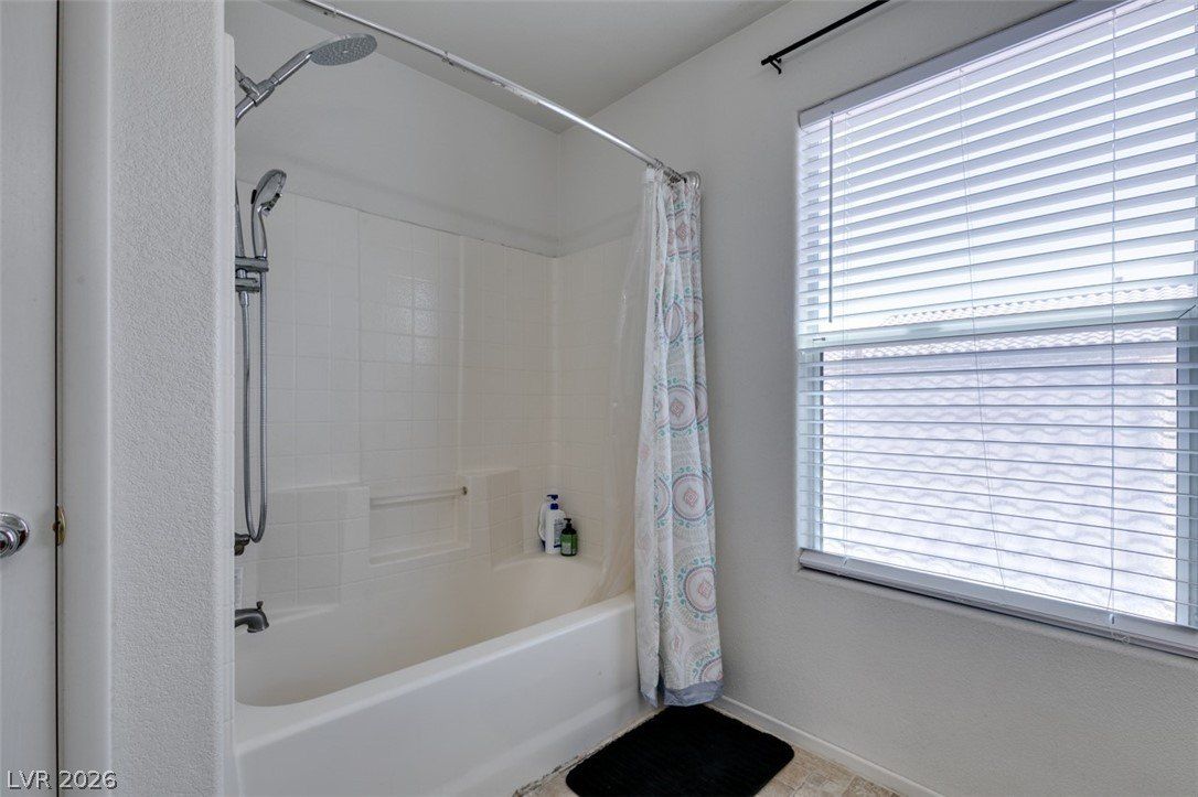 9557 Green Spruce Street. Las Vegas, NV 89123
