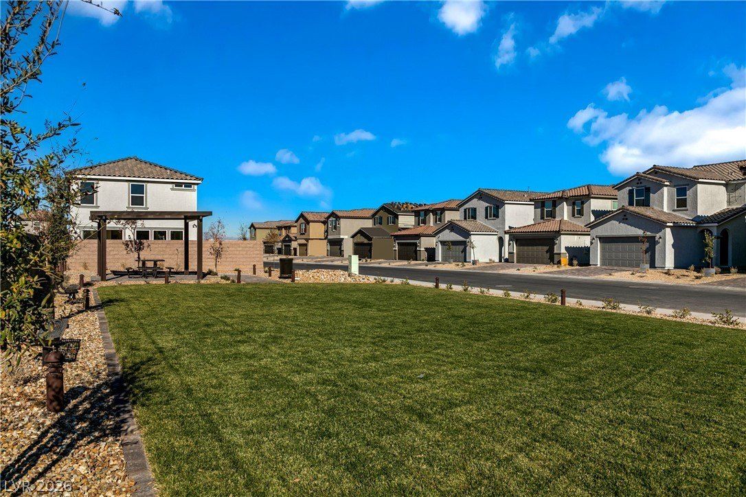 4295 W Gary Avenue. Las Vegas, NV 89139