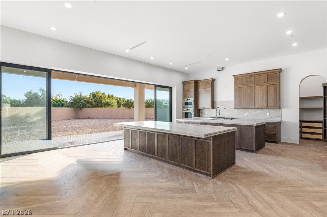 5875 St Ebbes Court. Las Vegas, NV 89131