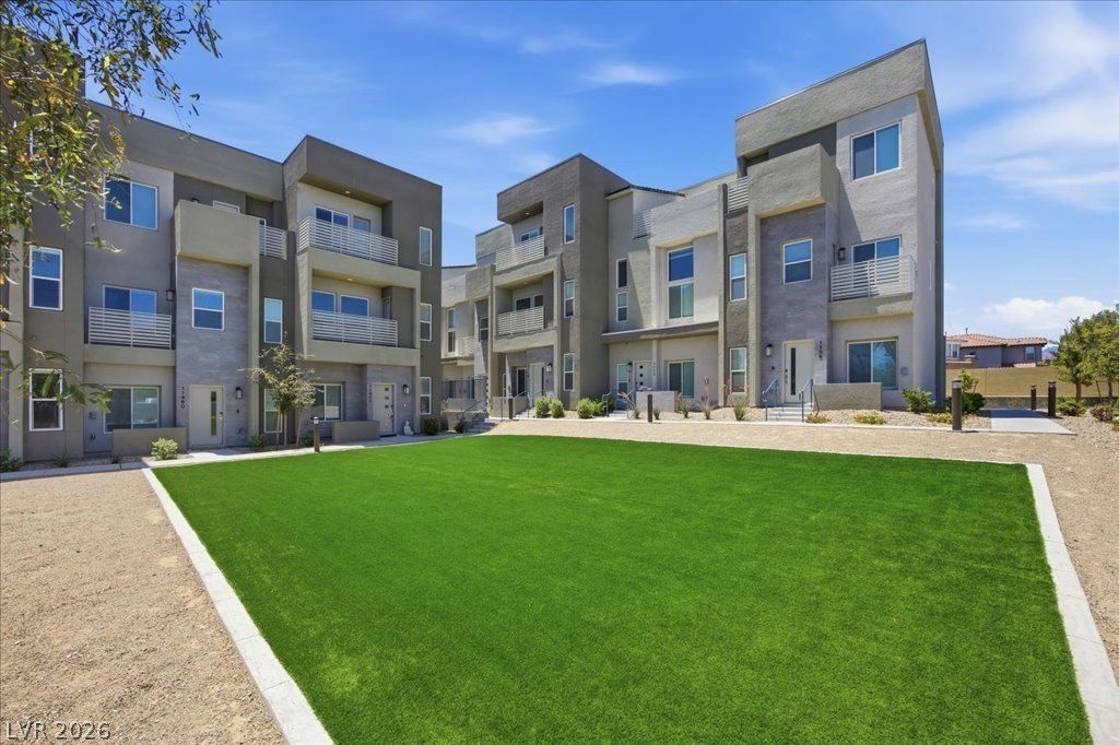 1164 Prospering Creek Street. Las Vegas, NV 89135
