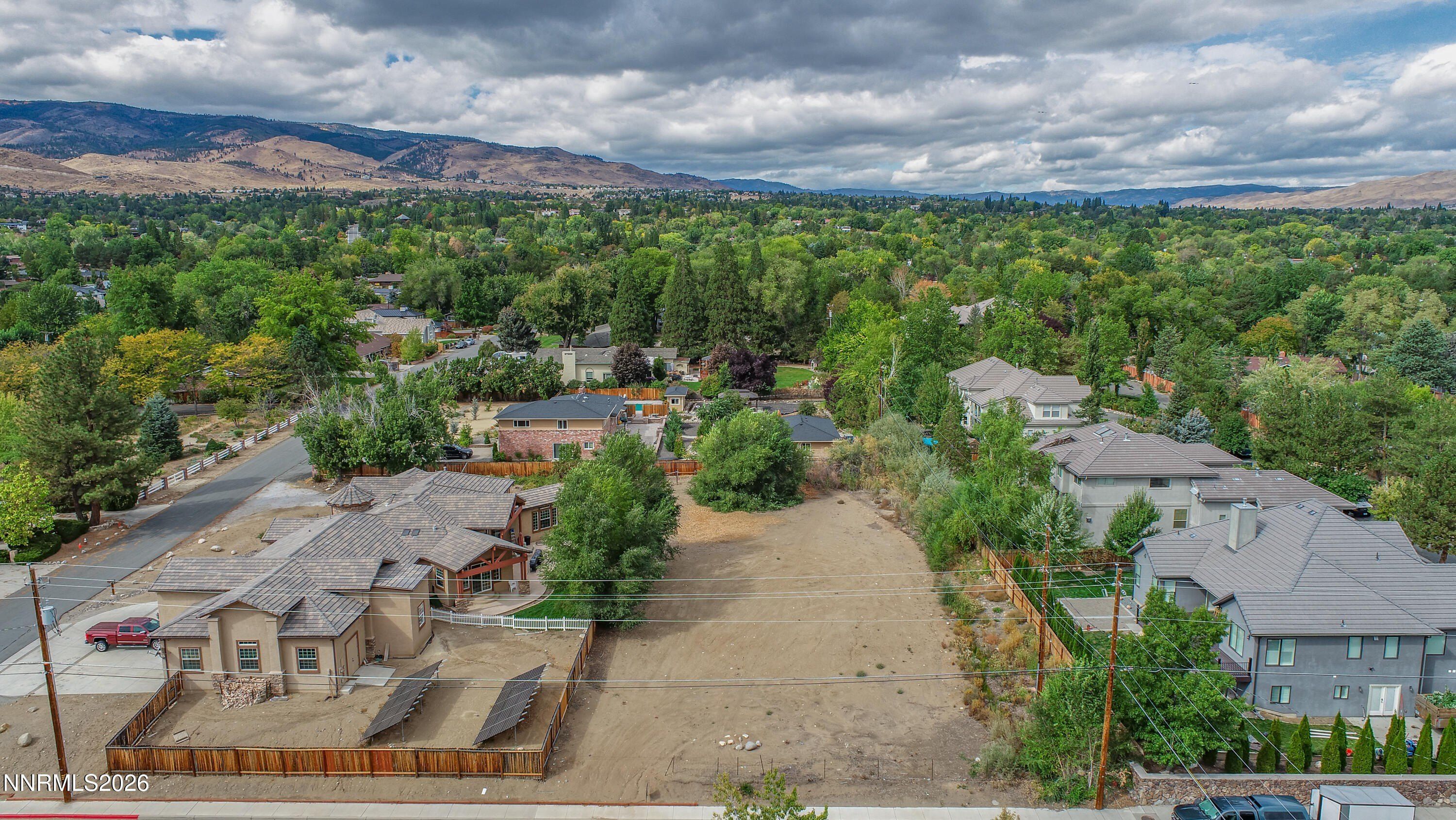 4045 Lakeside Drive. Reno, NV 89509