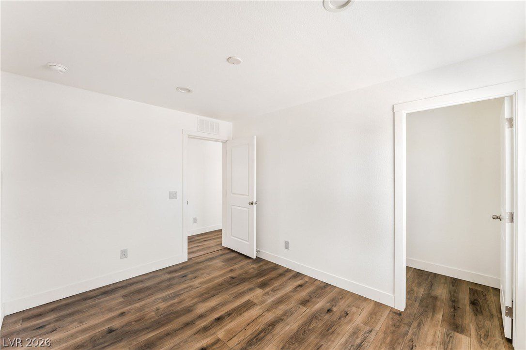 6146 Bryce Canyon Avenue. Las Vegas, NV 89156