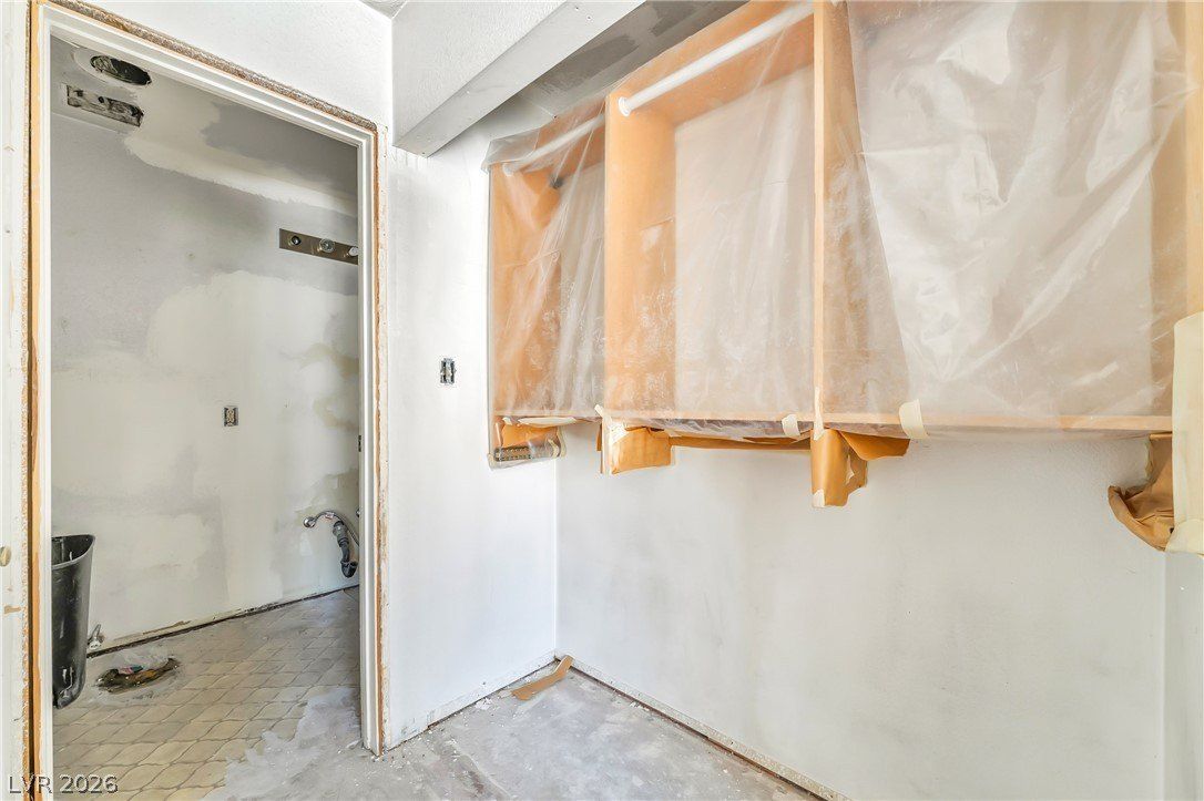 2985 Bel Air Drive. Las Vegas, NV 89109