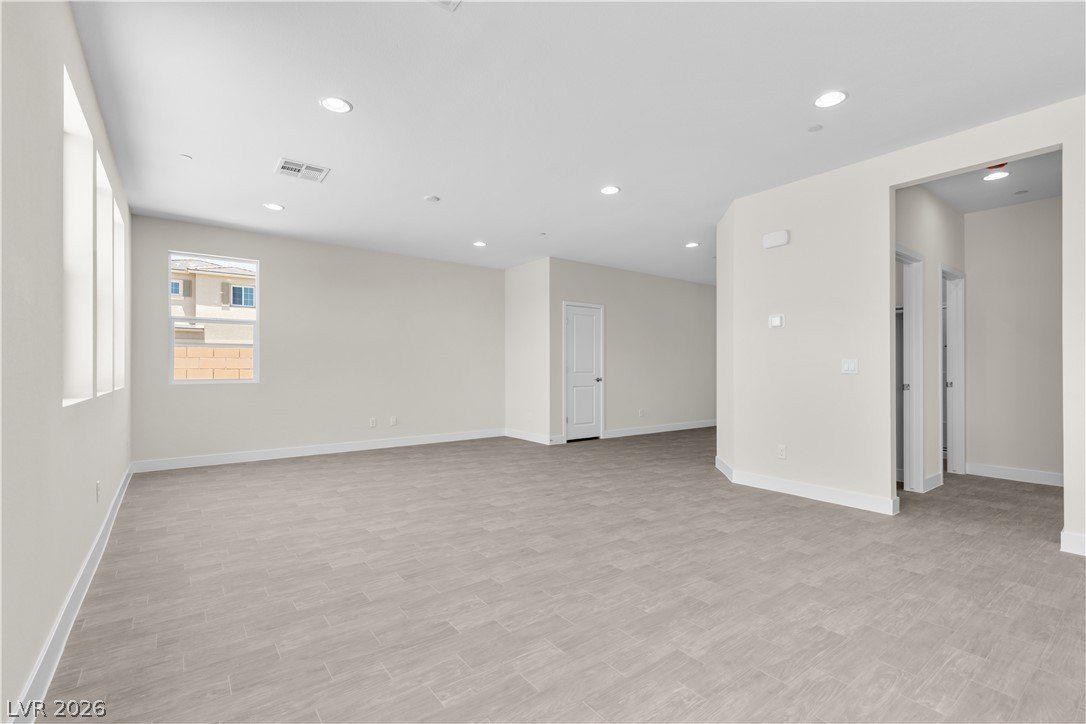 1112 Boylston Avenue. North Las Vegas, NV 89030