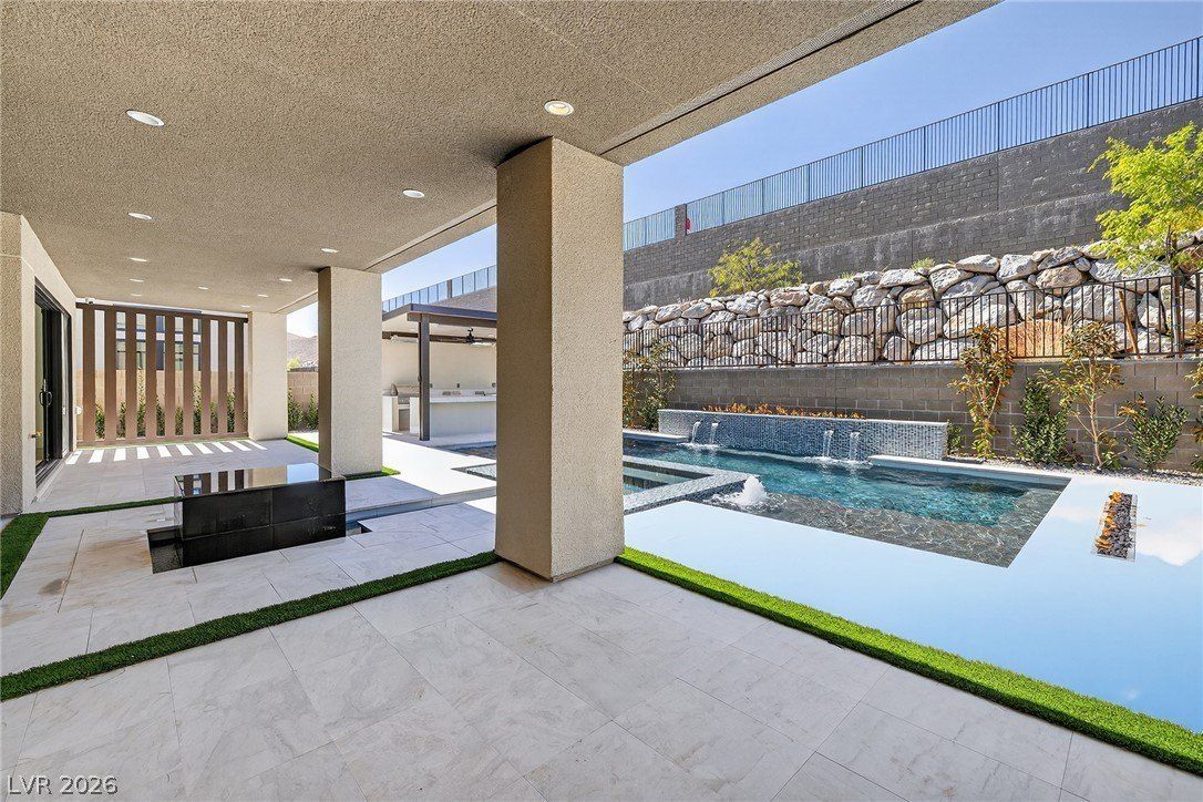 4803 Verde Bloom Street. Las Vegas, NV 89135