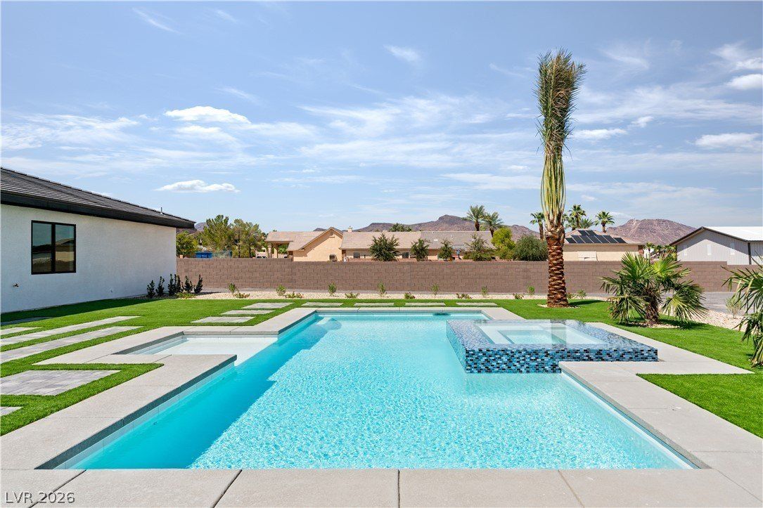 470 E Paradise Hills Drive. Henderson, NV 89002