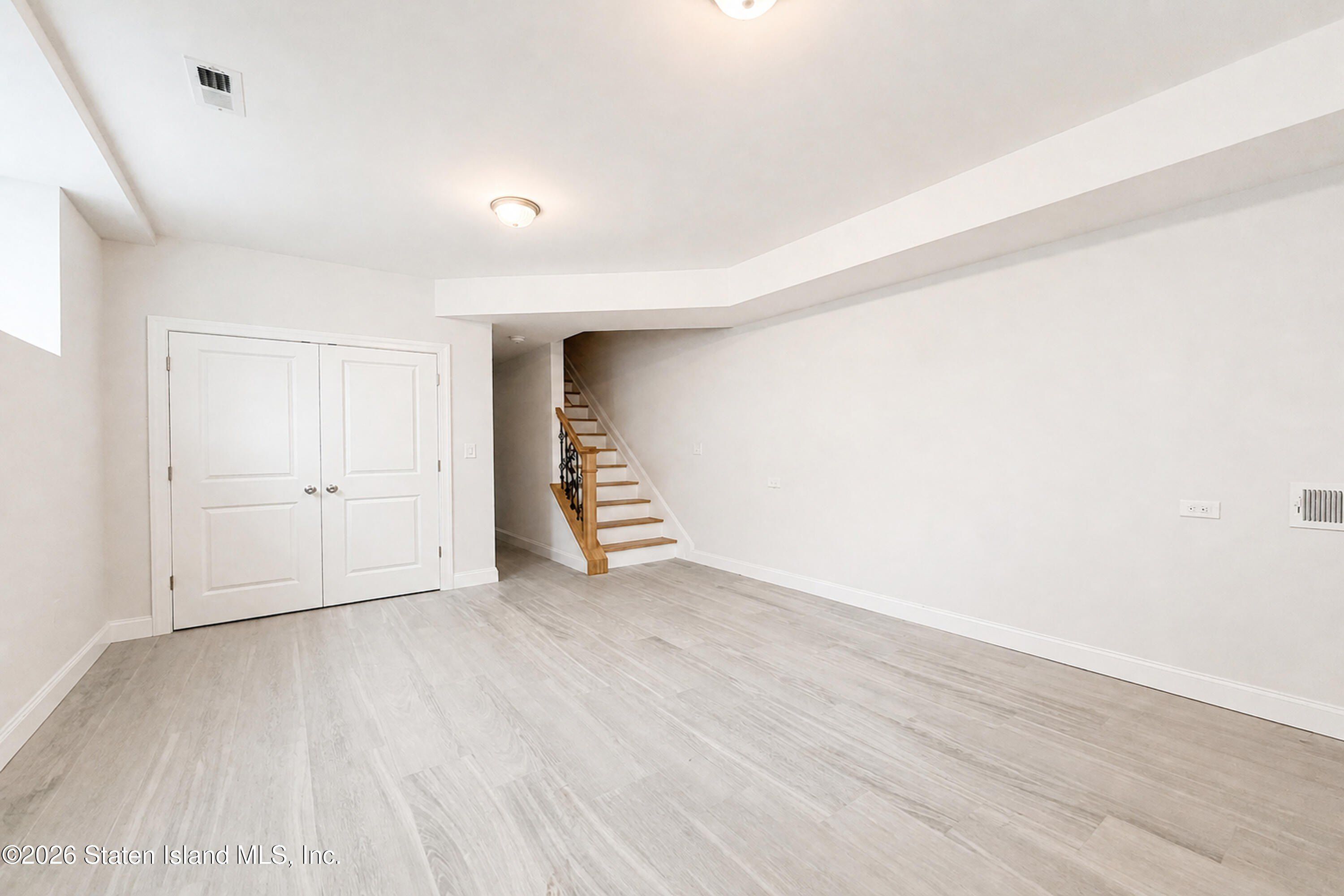 490 Doane Avenue. Staten Island, NY 10308
