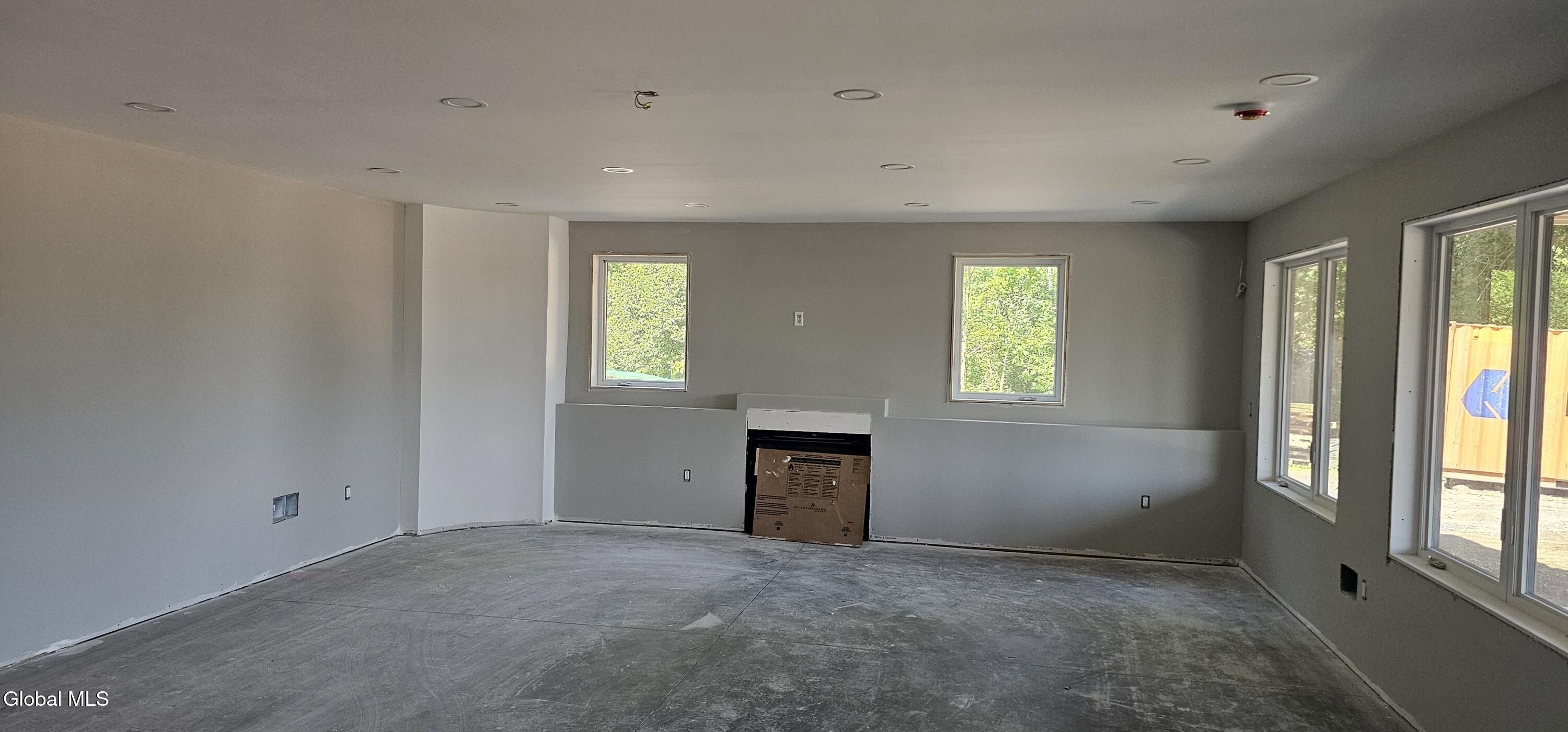 124 Route 9P. Saratoga Springs, NY 12866