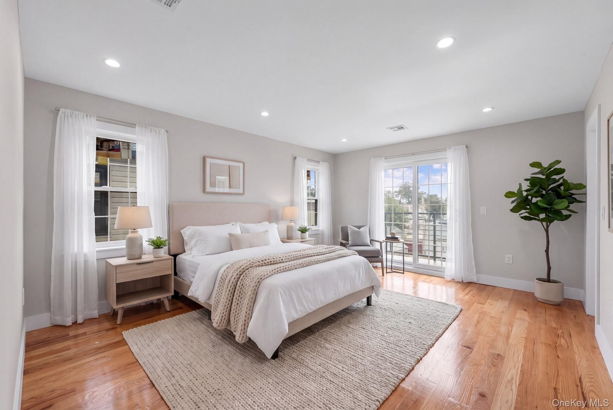 21950 143Rd Avenue. Springfield Gardens, NY 11413
