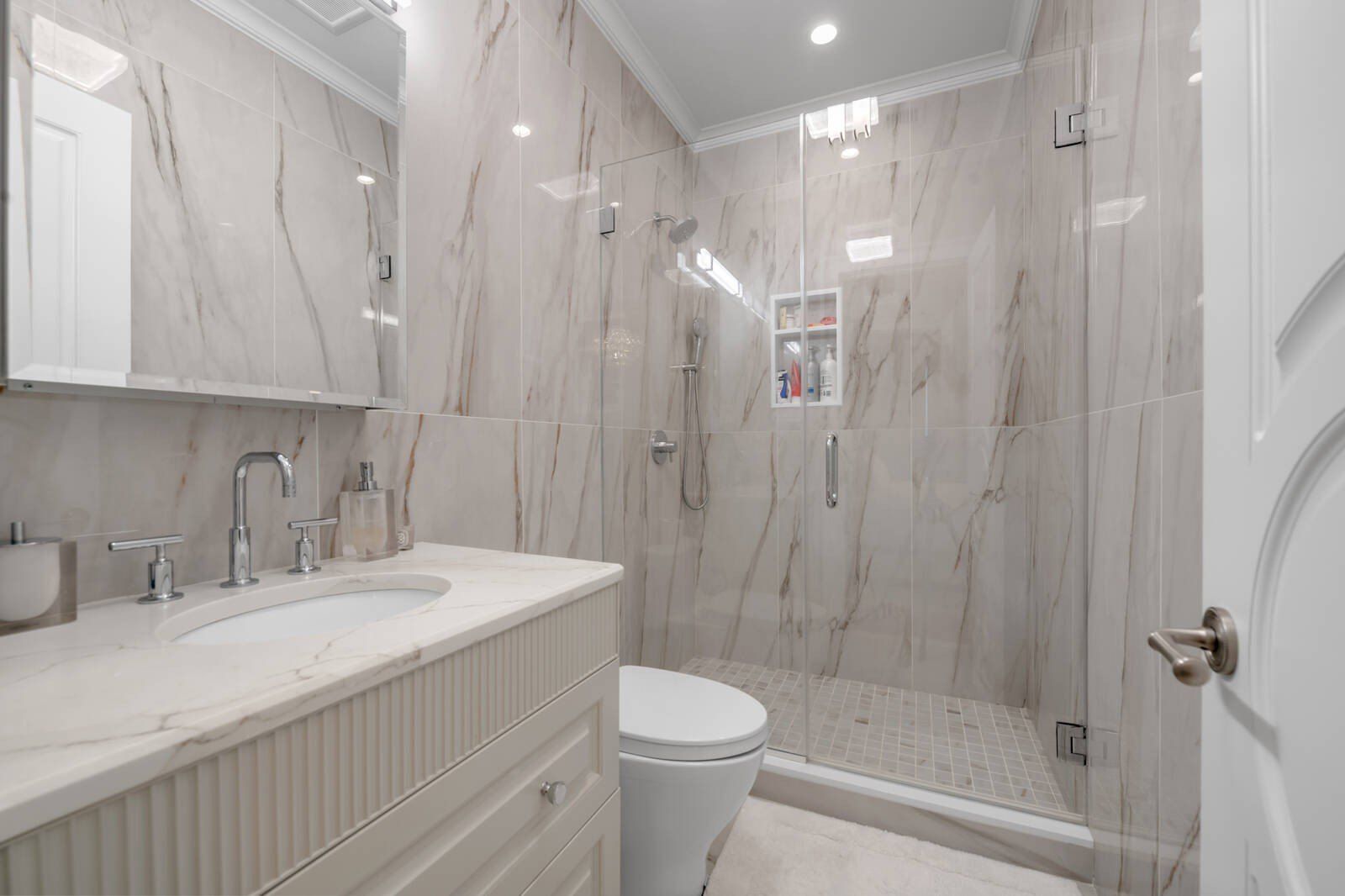 36 Meadow Woods Road. Lake Success, NY 11020
