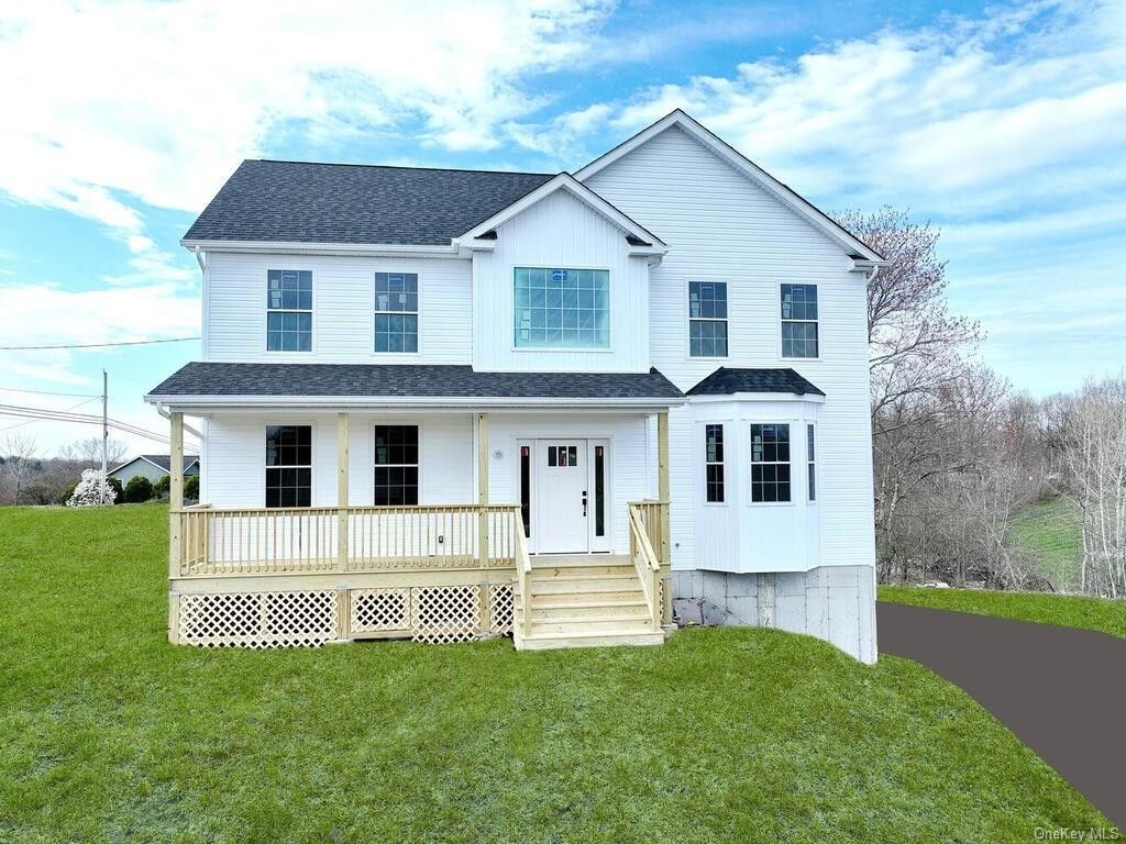 2 Emily Drive. Wallkill, NY 12589