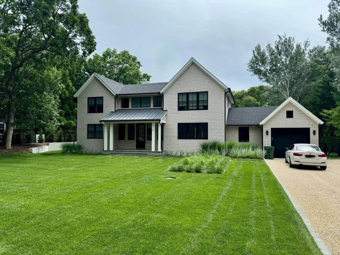 106 Talmage Farm Lane. East Hampton, NY 11937