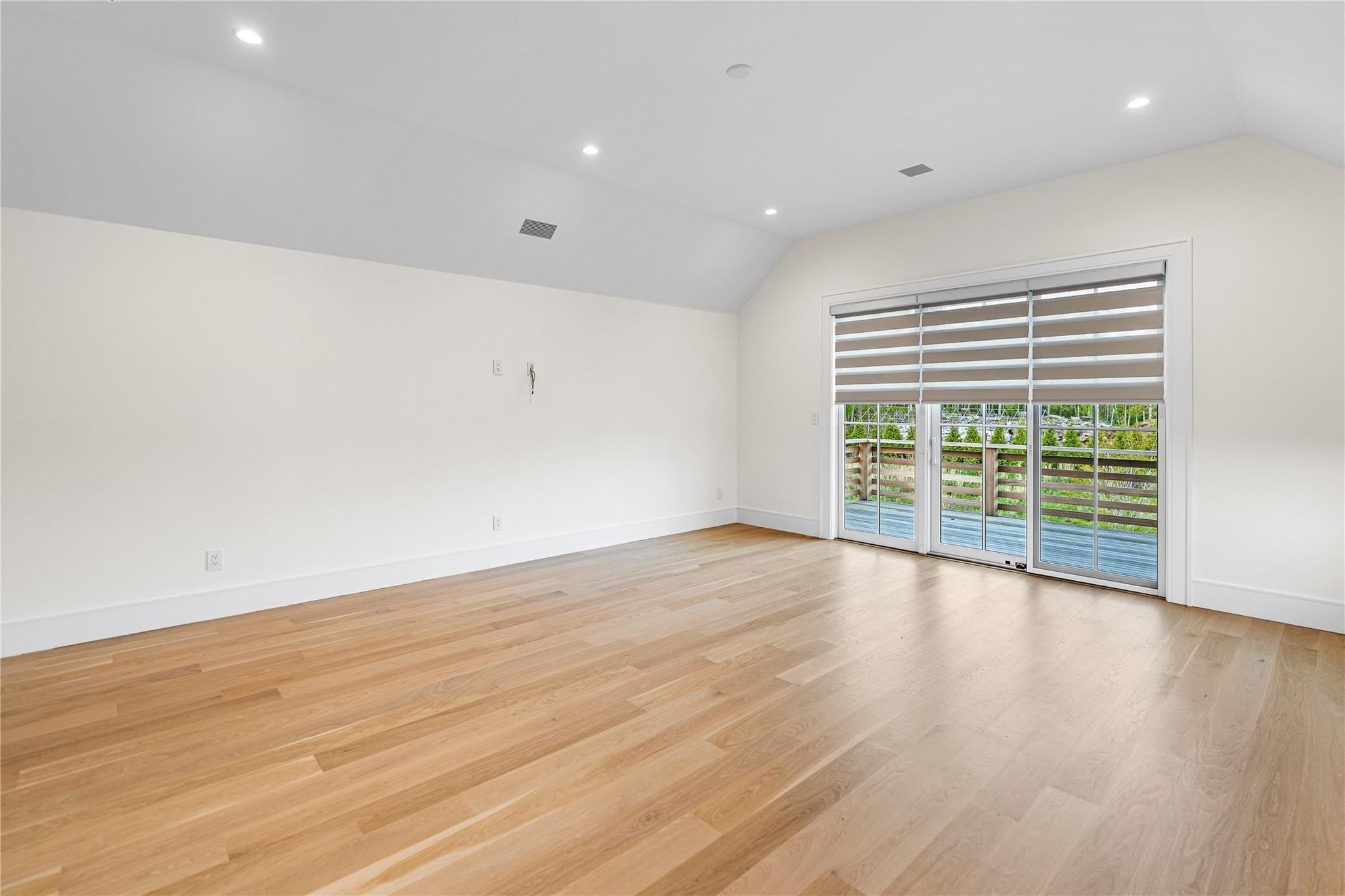 1449 Deerfield. Water Mill, NY 11976