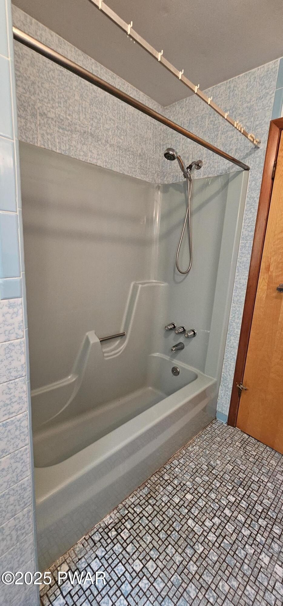 24 Buff Road. Cochecton, NY 12726