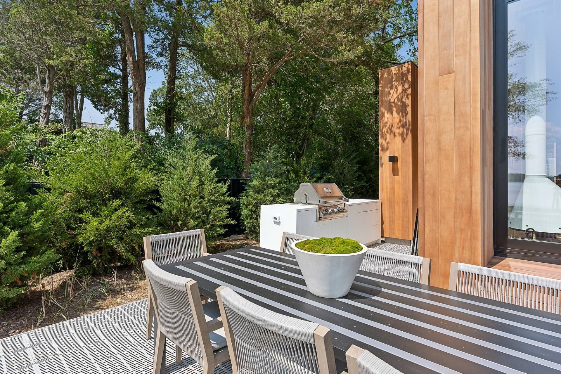 142 Towd Point Road. Southampton, NY 11968