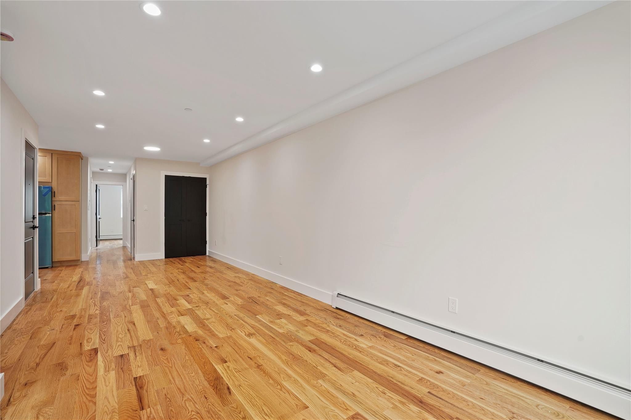 6014 Menahan Street. Ridgewood, NY 11385