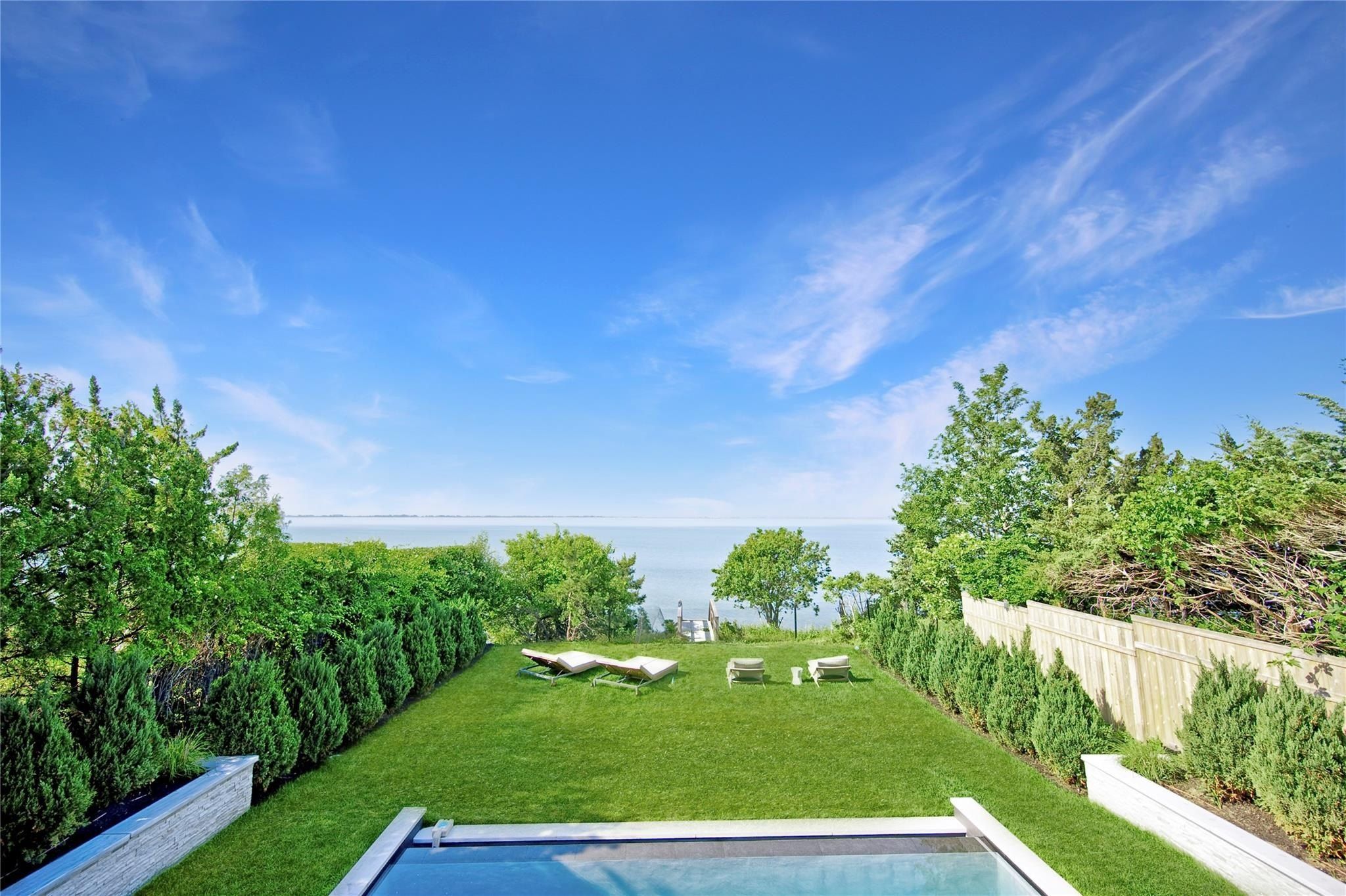 40 Oceanview Drive. Southampton, NY 11968