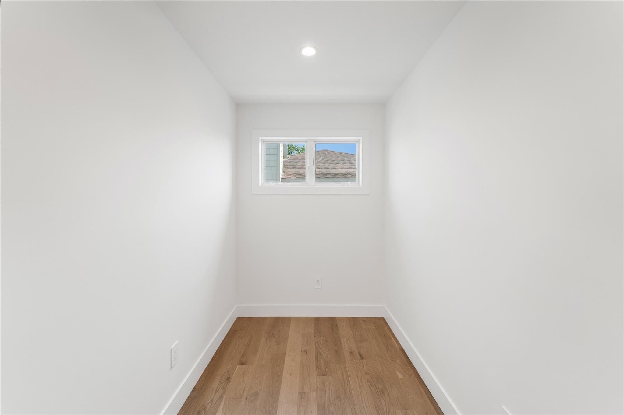 141 Flamingo Street. Atlantic Beach, NY 11509