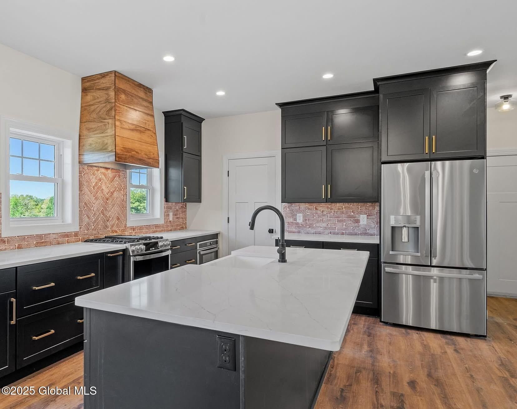 247 E Kaydeross Avenue Lot 2. Saratoga Springs, NY 12866