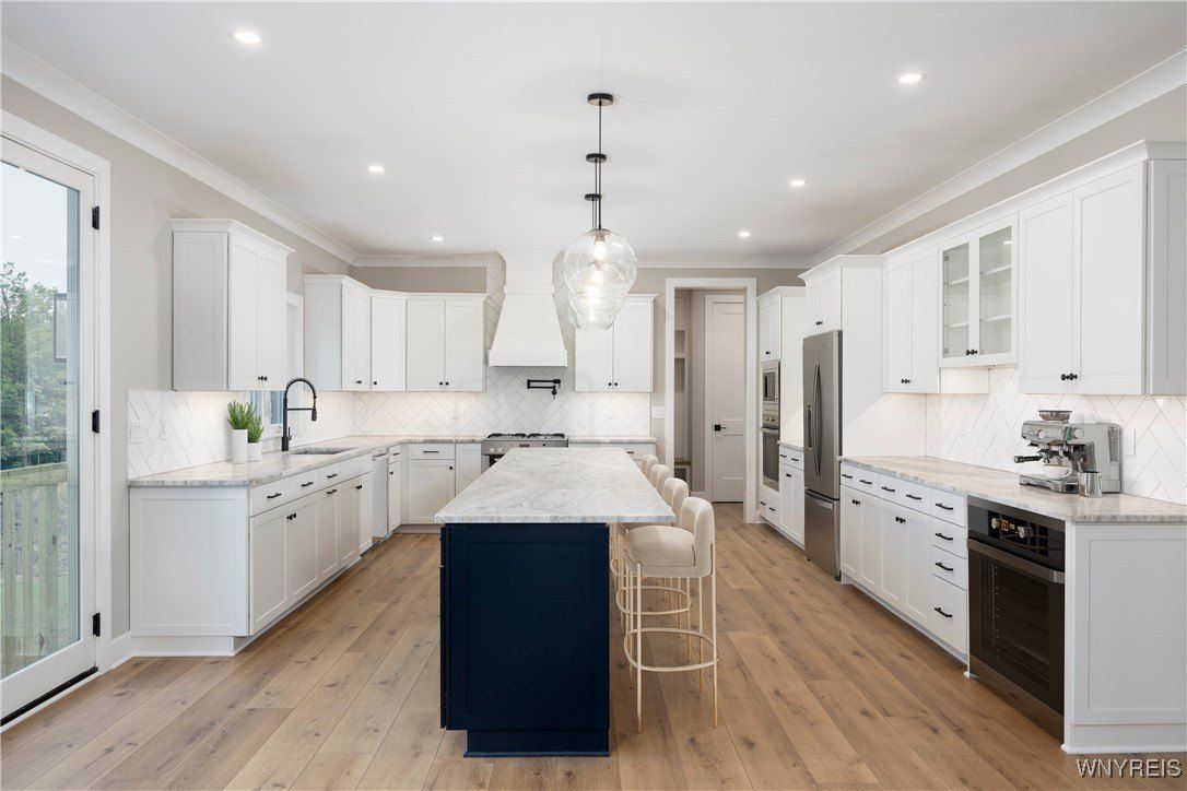 3941 Wheatfield Crossing. North Tonawanda, NY 14120