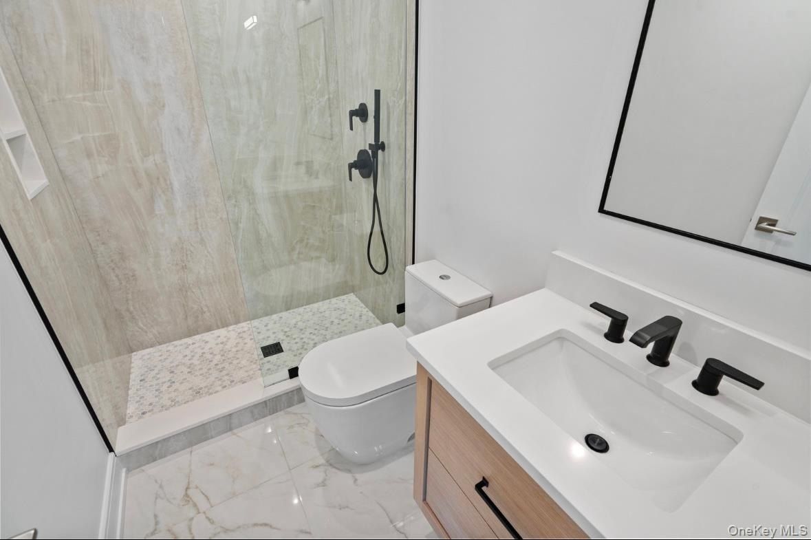 320 Circle Road. Muttontown, NY 11791