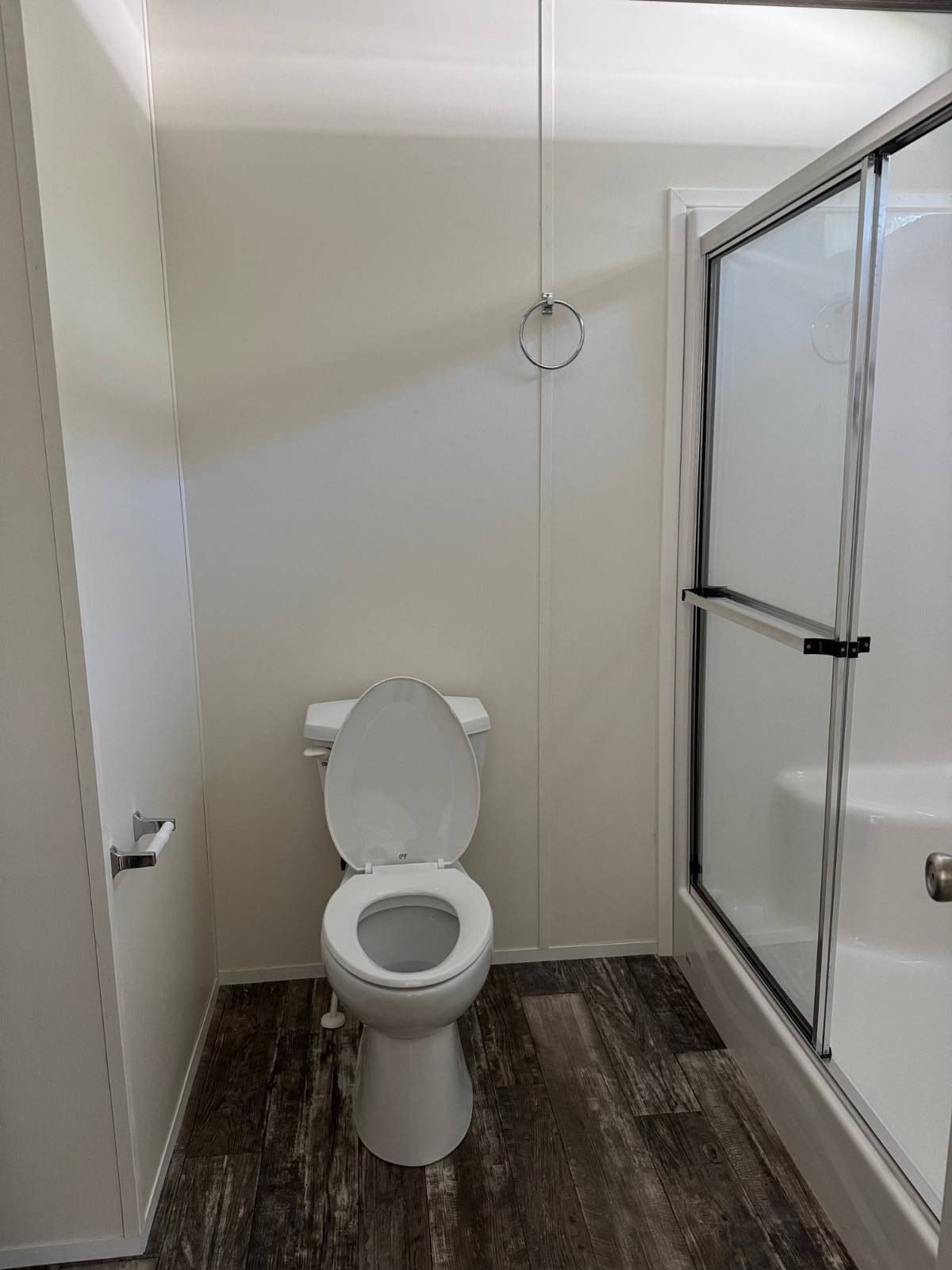 99 Terry Lane. Halfmoon, NY 12065