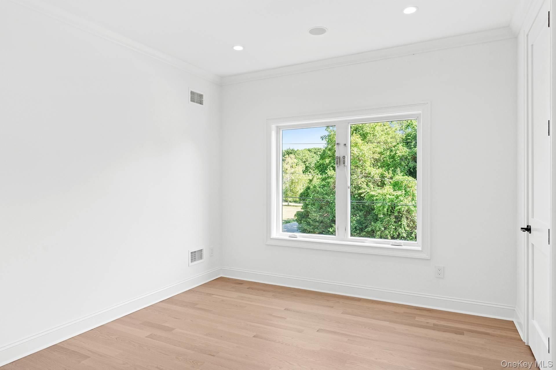 1900 Gillette Drive. East Marion, NY 11939