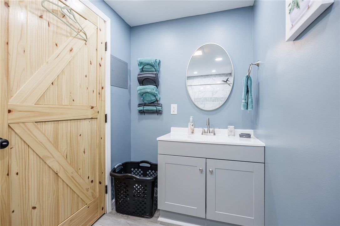 7160 Eelpot Road. Naples, NY 14512