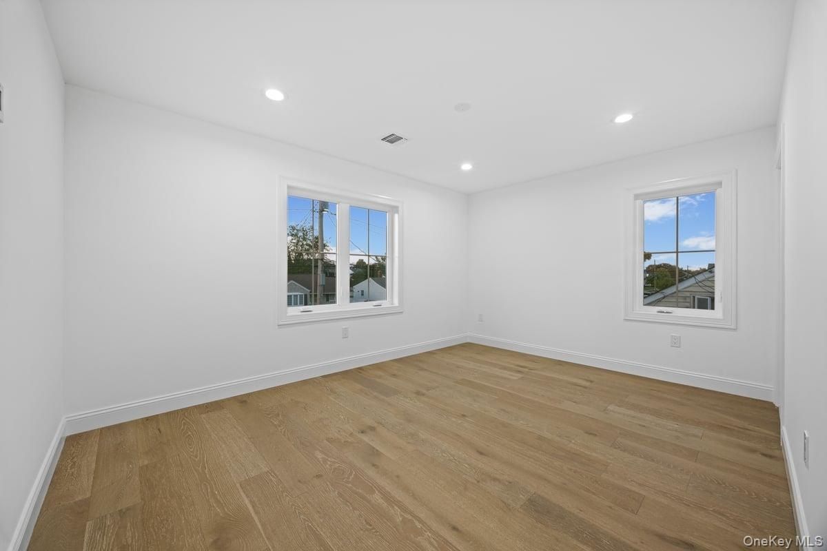 5 Relda Street. Plainview, NY 11803