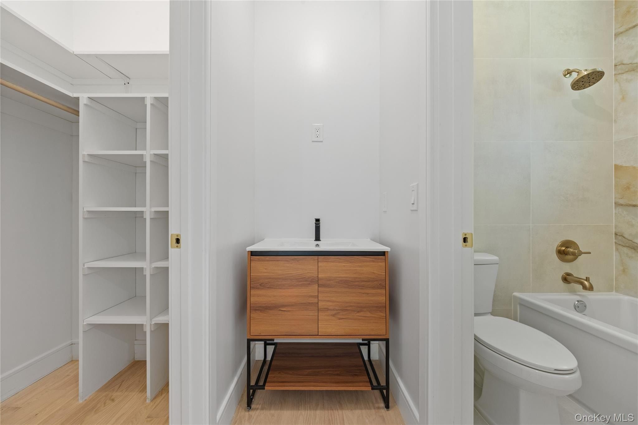 45 Grove Street Unit 111. Monsey, NY 10952