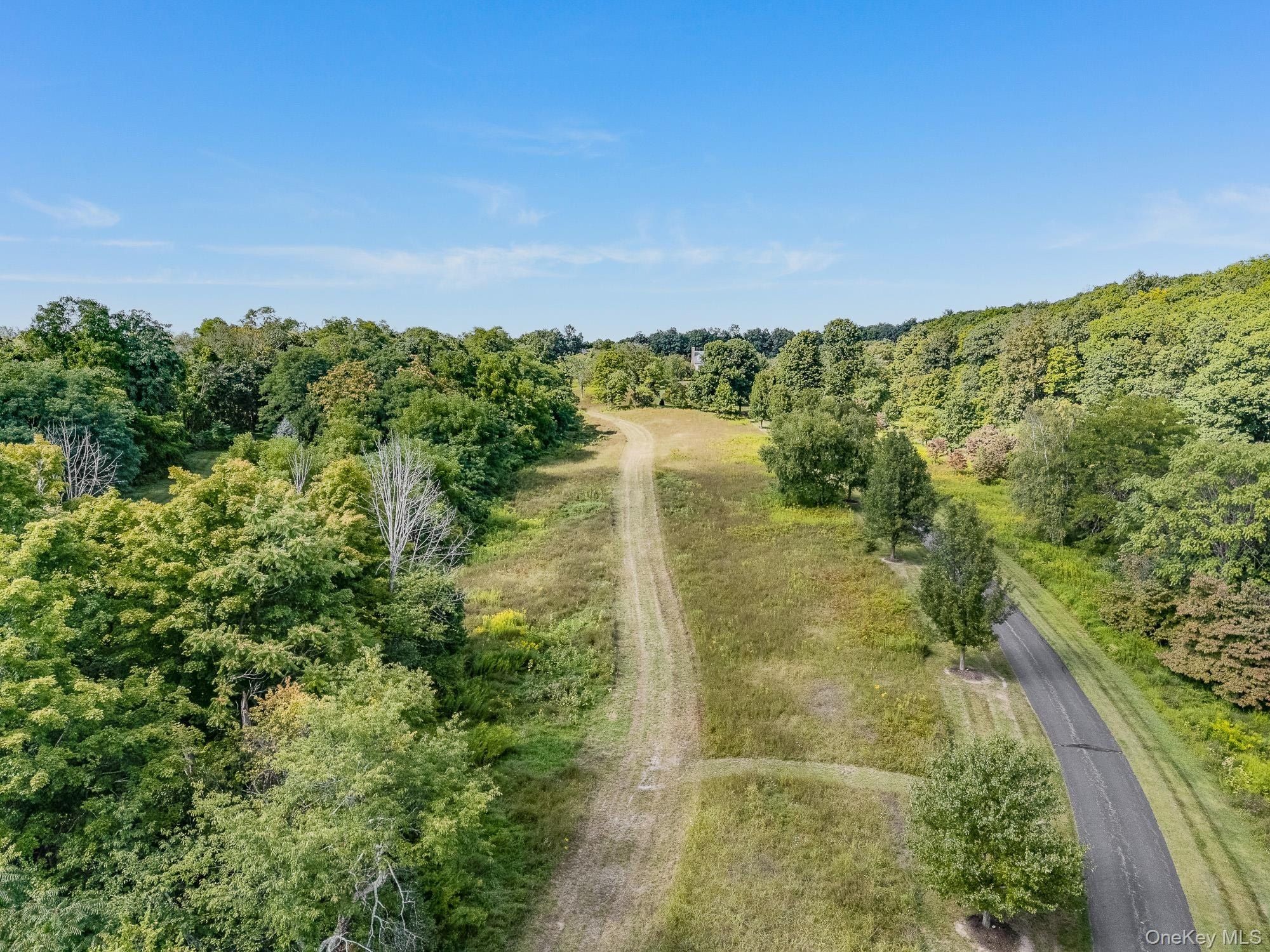 31 Oak Grove Road. Clinton Corners, NY 12514