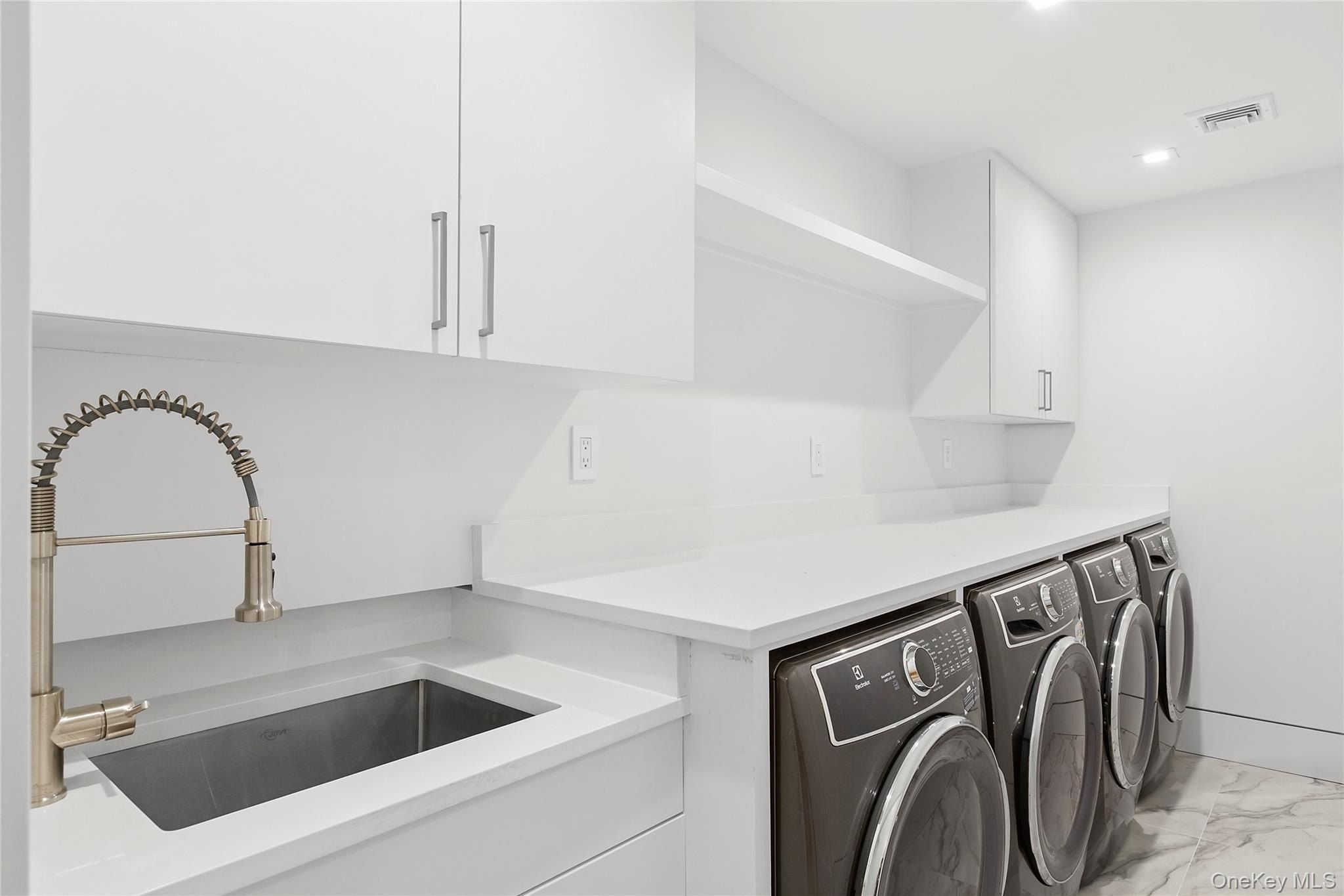 354 St Andrews Road. Southampton, NY 11968