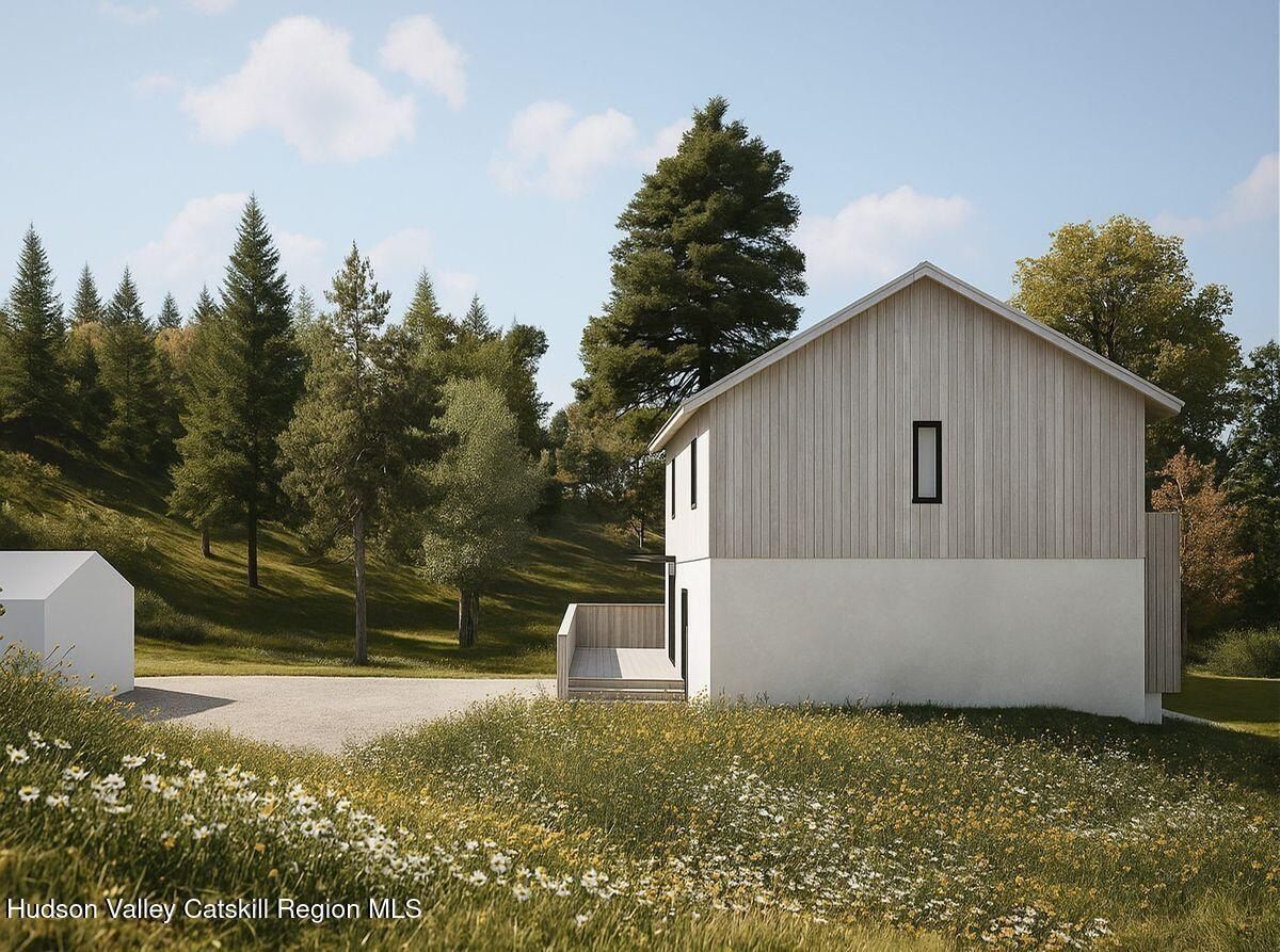 332 Mohonk Road. High Falls, NY 12440