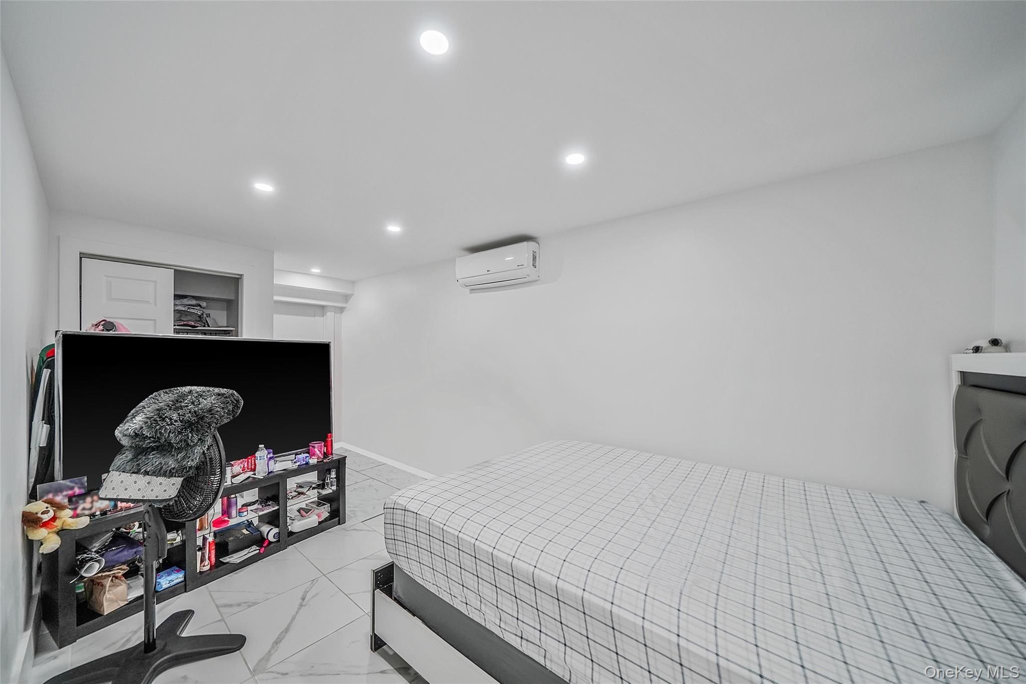 41 Eldridge Avenue. Hempstead, NY 11550