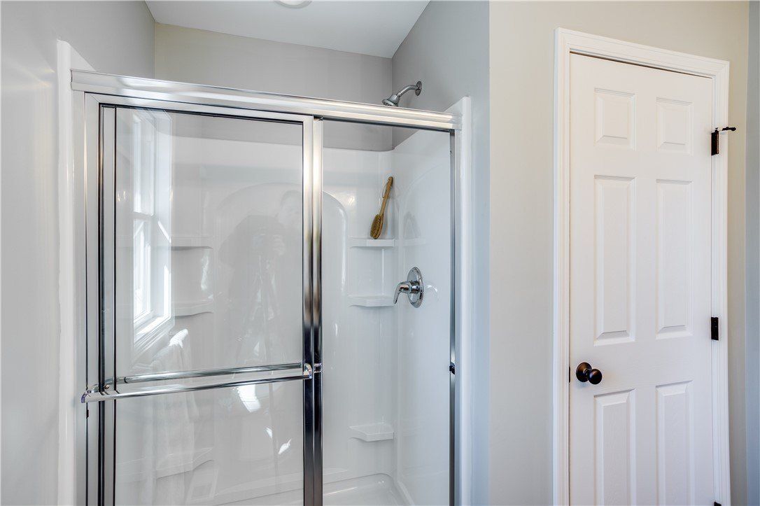 6127 Caleb Ct. Farmington, NY 14425